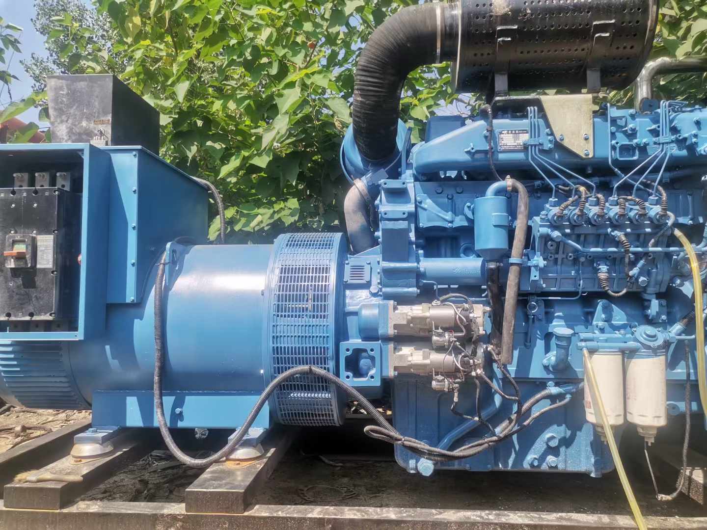 石河子详细说明降低 800kW 柴油发电机输出电流波动的方法